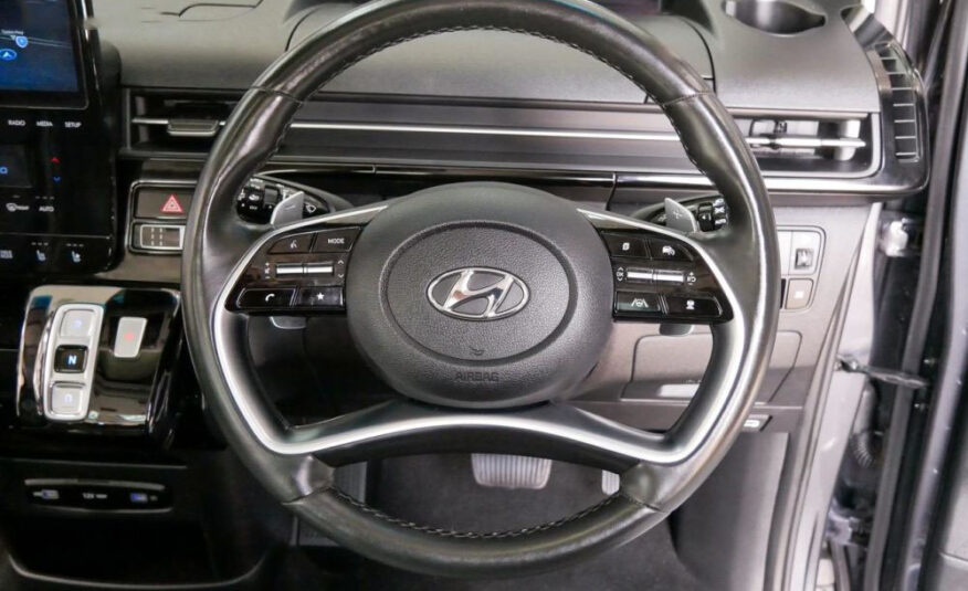 2021 Hyundai Staria