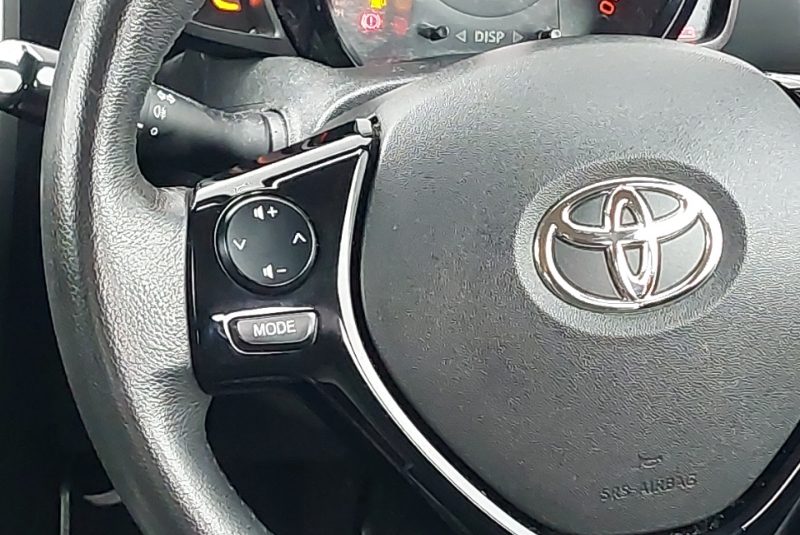 2017 Toyota Aygo 1.0 VVT-i X-Play 5dr