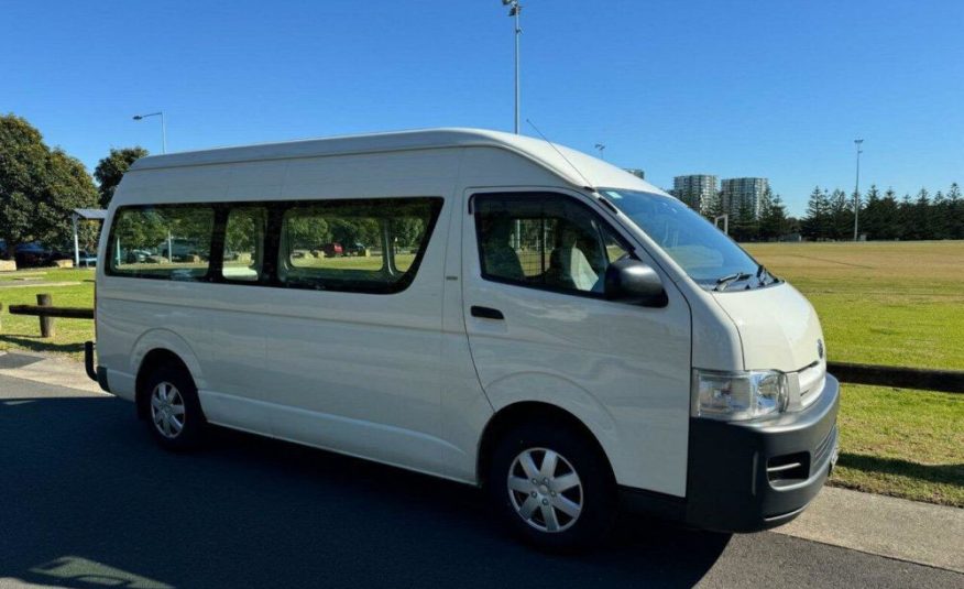 2005 Toyota Hiace Slwb