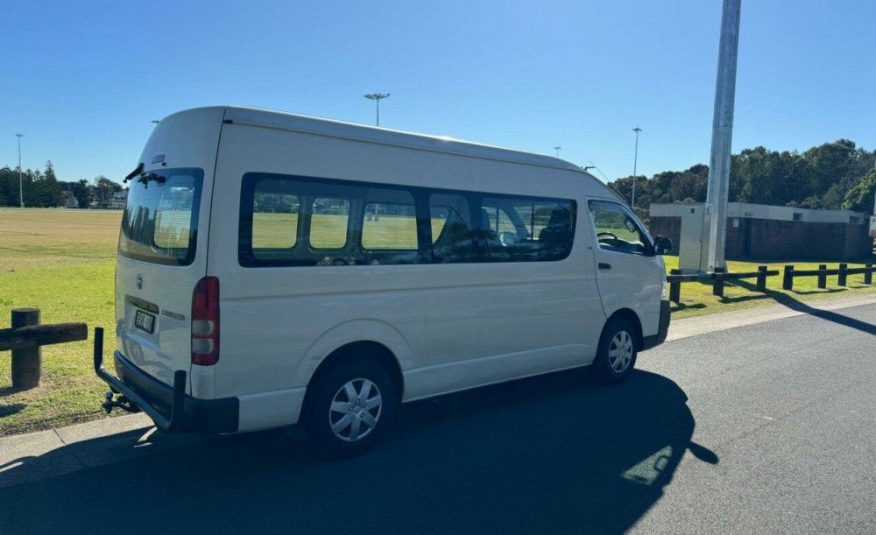 2005 Toyota Hiace Slwb