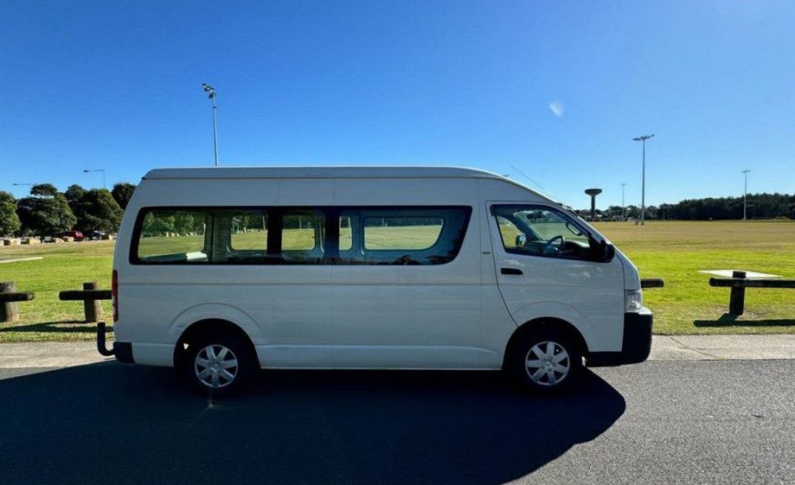 2005 Toyota Hiace Slwb